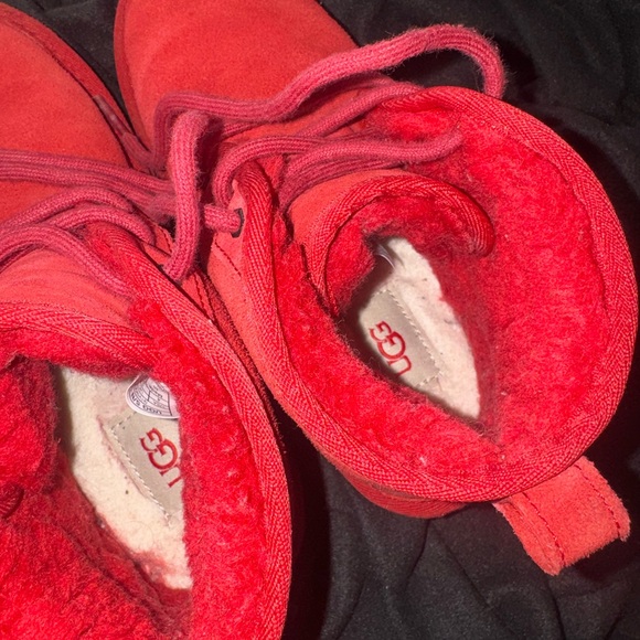 UGG Neumel II boots in Samba Red suede - Picture 7 of 7
